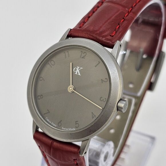 Calvin Klein Women\'s Watch 31MM Swiss‎ Made New Red Leather Bands New Battery main image 10